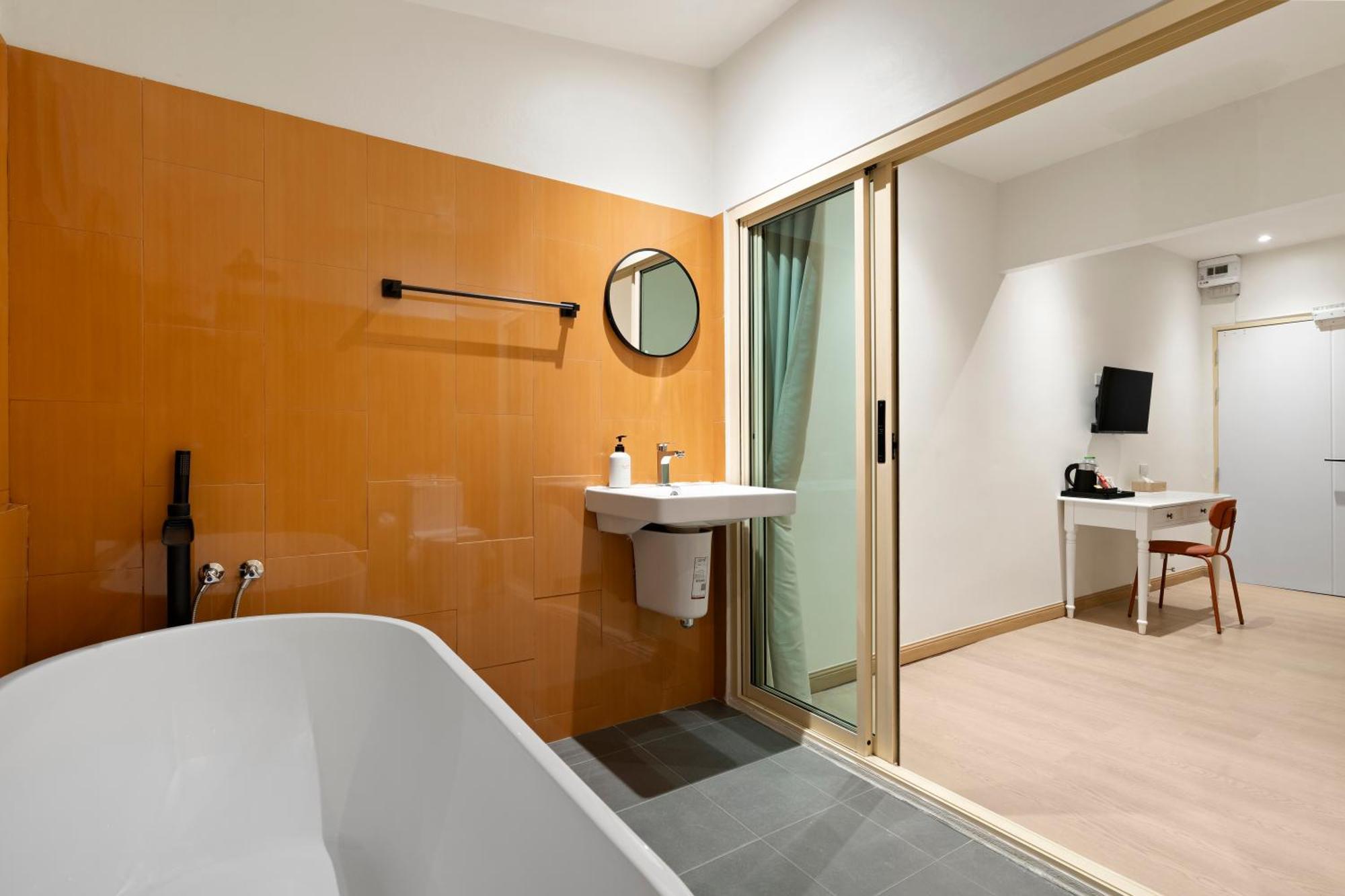 Hotel Horange Phuket Town Zimmer foto